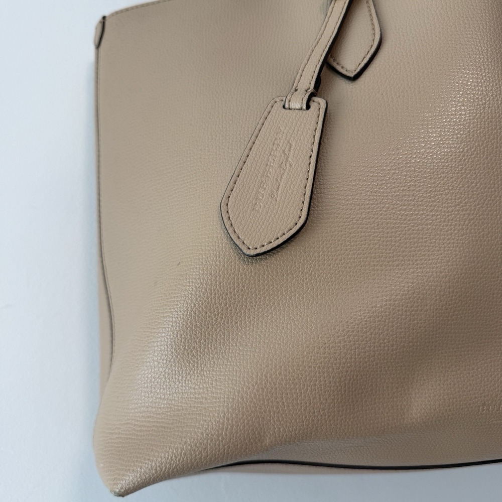 Burberry Haymarket Reversible Tote Bag Nova Check and Neutral Tan Leather - Picture 10 of 16